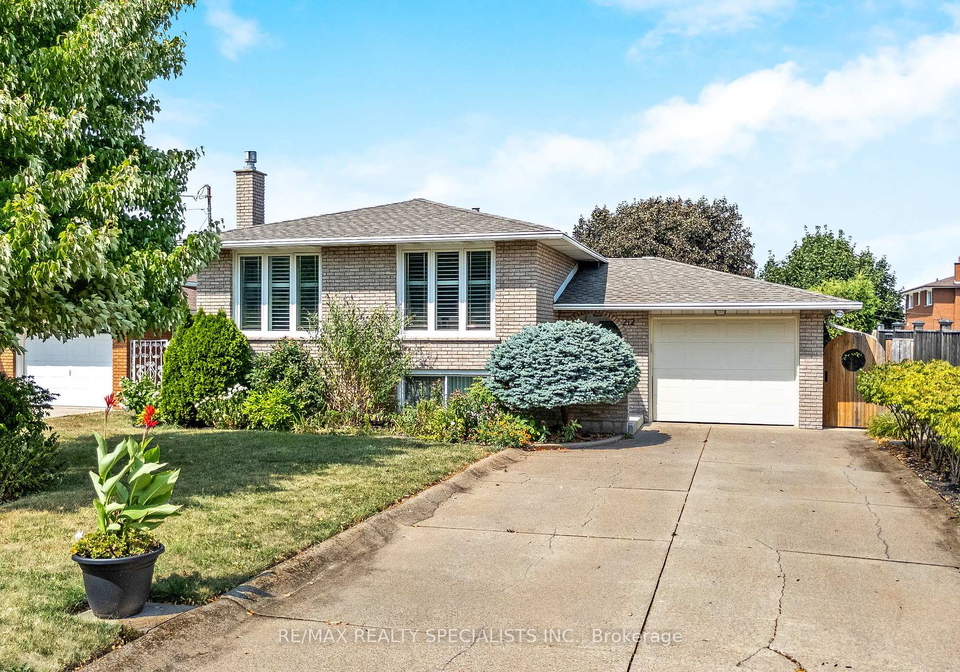 212-memorial-avenue-hamilton-ontario-x12337307