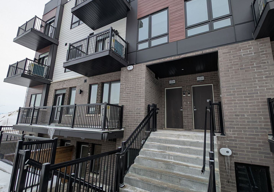 40-palace-street-kitchener-ontario-x12337319