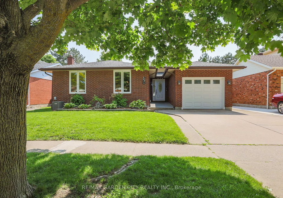 37-the-meadows-street-st-catharines-ontario-x12337362