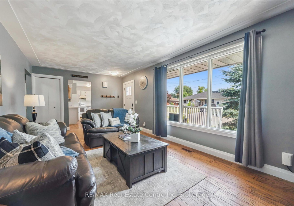 437-davidson-avenue-s-north-perth-ontario-x12337835