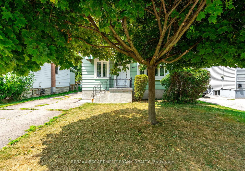 218-east-27th-street-hamilton-ontario-x12337913