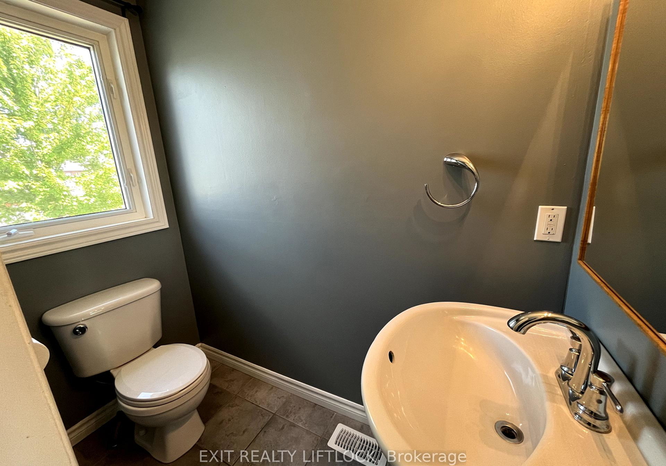 722-trailview-drive-peterborough-south-ontario-x12338092