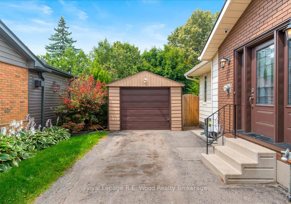 193-berwick-street-woodstock-ontario-x12338221