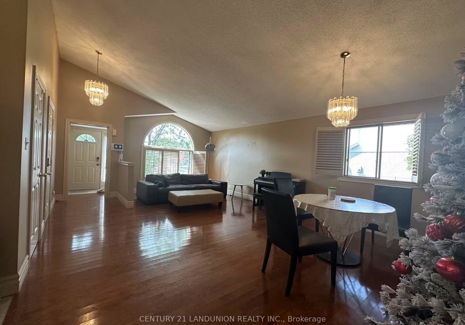 104-hepburn-crescent-hamilton-ontario-x12338493