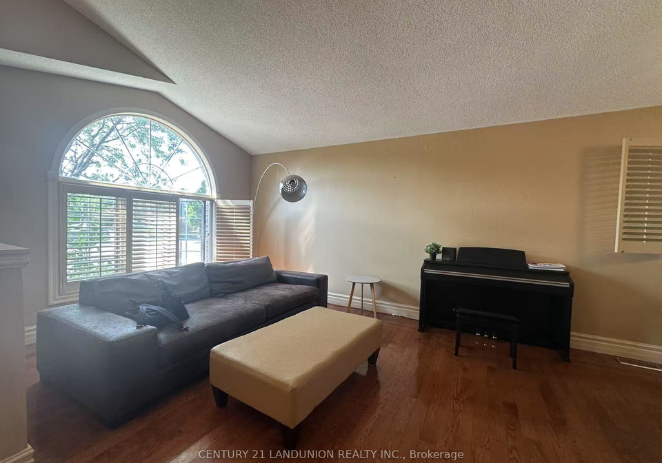 104-hepburn-crescent-hamilton-ontario-x12338493