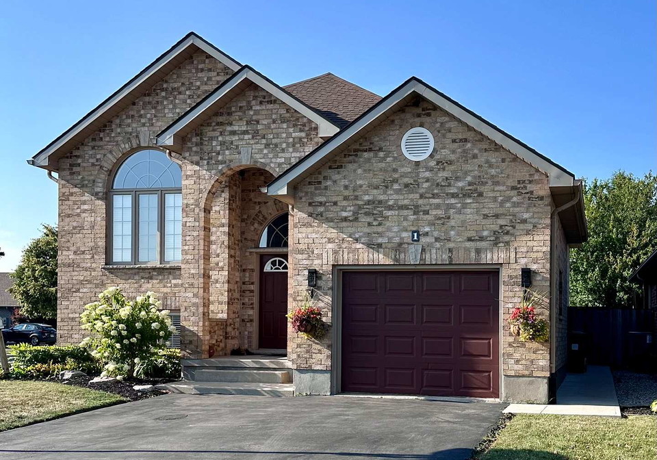 1-falconridge-court-st-thomas-ontario-x12338505