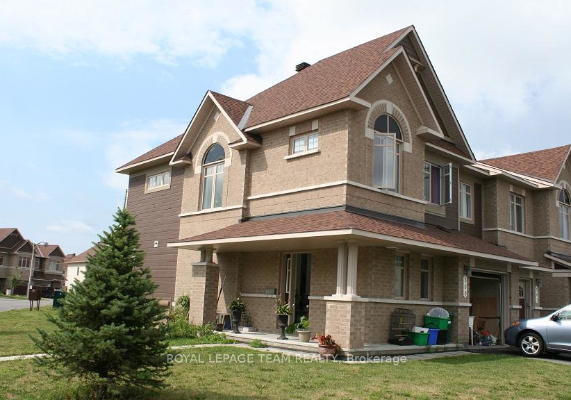 300-balinroan-crescent-ottawa-ontario-x12338544