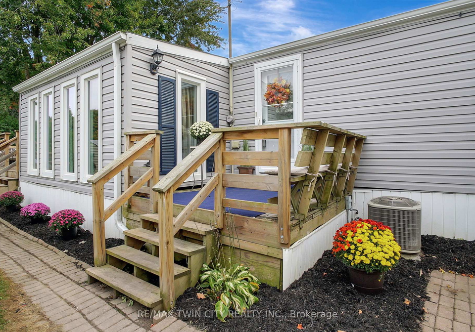 1294-8th-concession-road-w-hamilton-ontario-x12338913