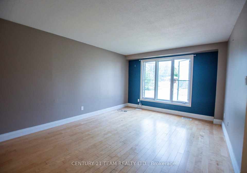 10-sovereign-drive-north-bay-ontario-x12339173