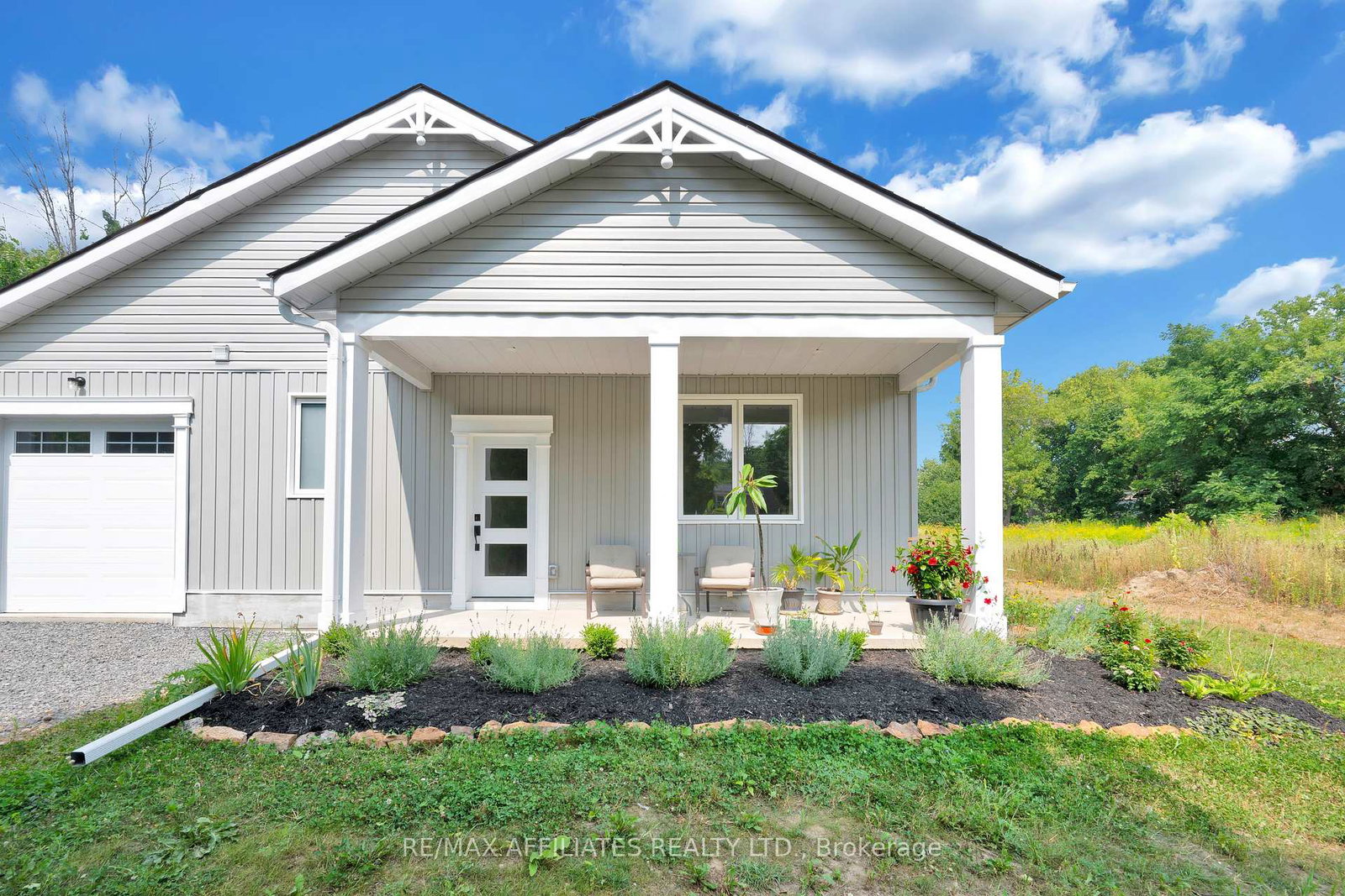8-simcoe-street-rideau-lakes-ontario-x12339204