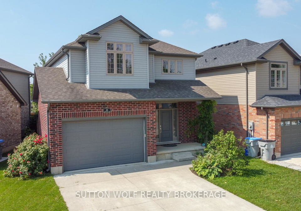 22-queensway-drive-strathroy-caradoc-ontario-x12339517