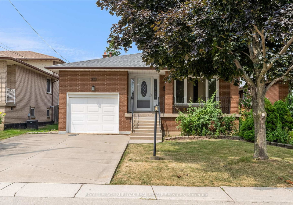 120-ravenbury-drive-hamilton-ontario-x12339572
