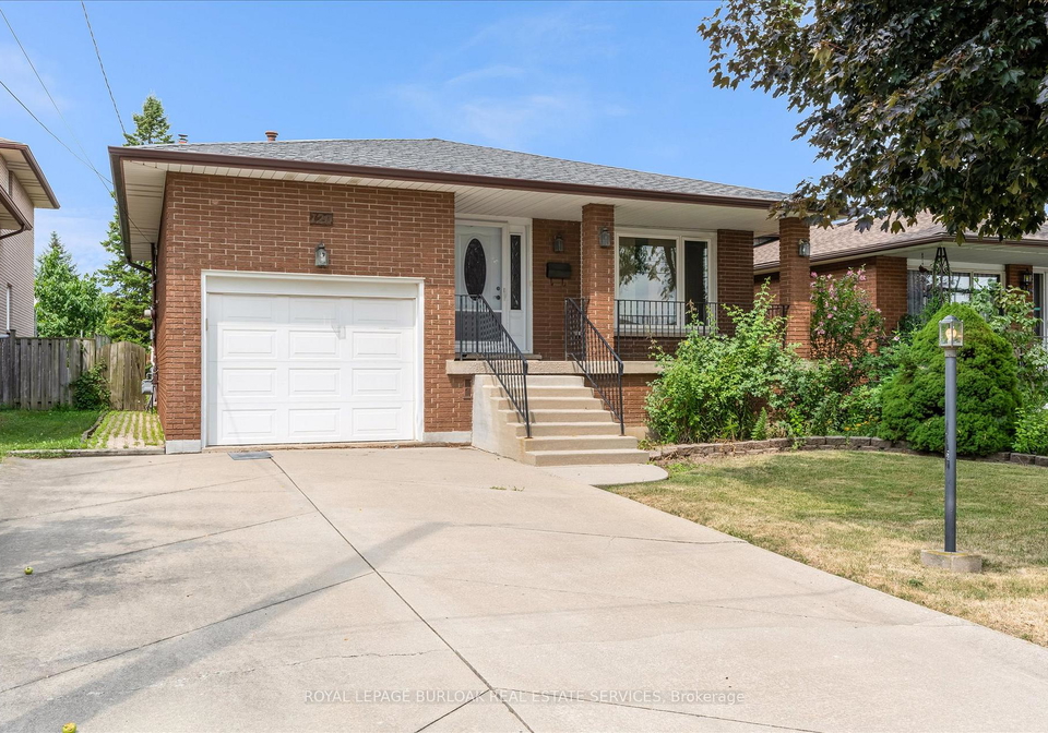 120-ravenbury-drive-hamilton-ontario-x12339572