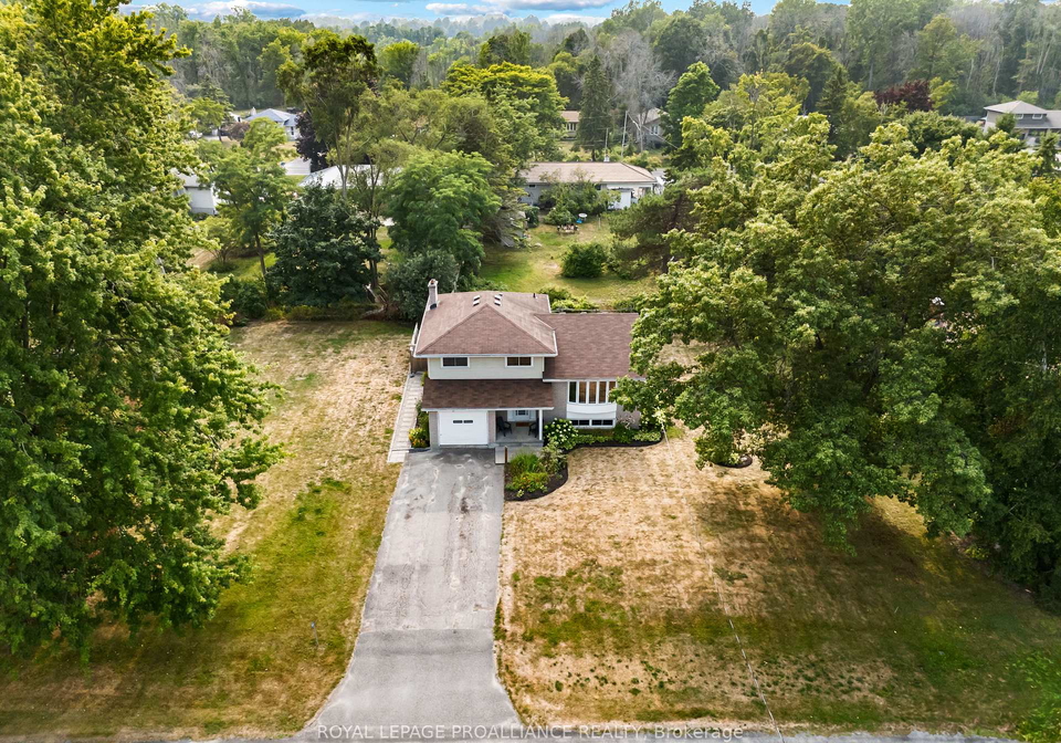 243-colonial-road-quinte-west-ontario-x12339597