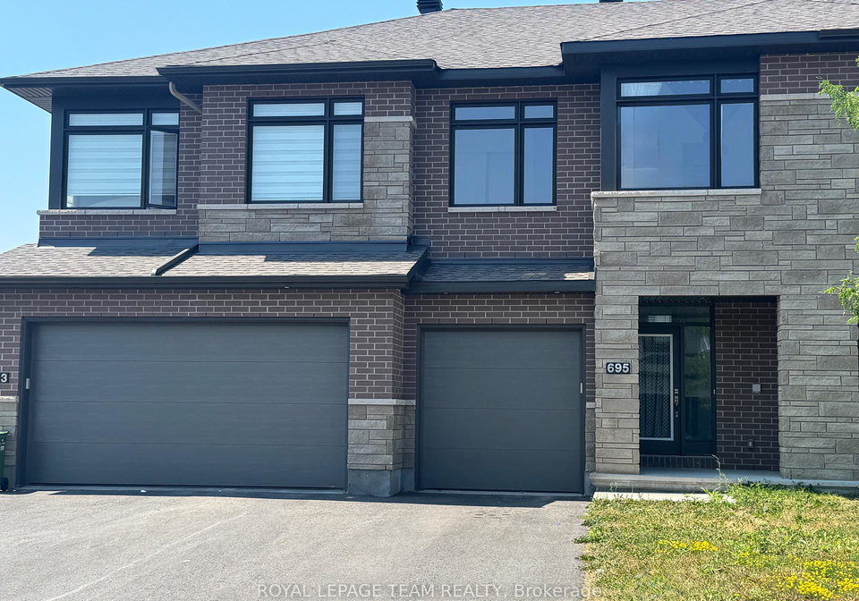 695-cairn-crescent-ottawa-ontario-x12339713