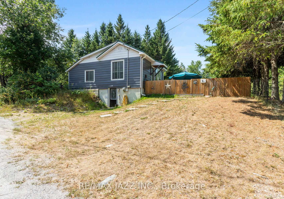 6a-moxam-road-hastings-highlands-ontario-x12339796