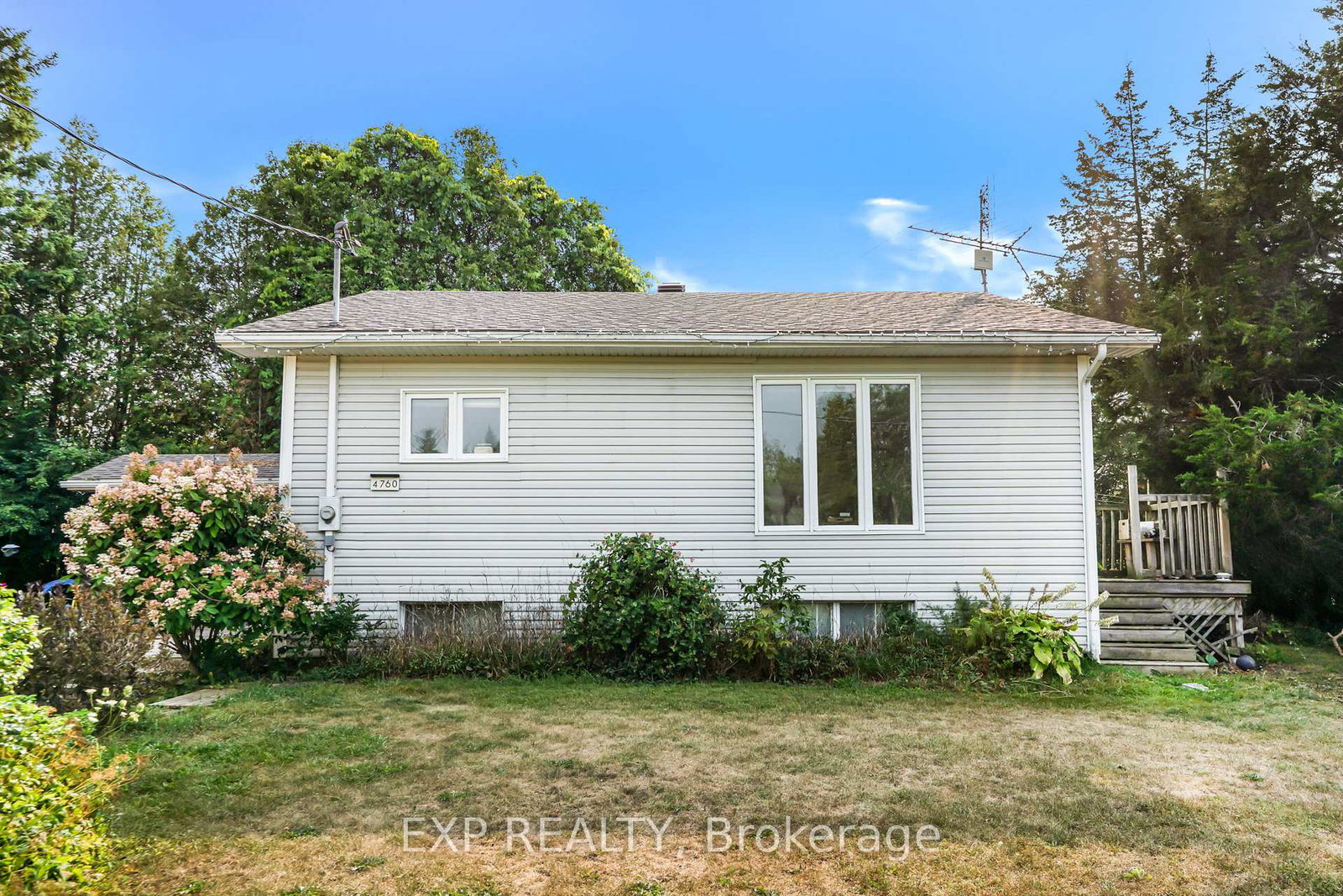 4670-aultsville-road-south-stormont-ontario-x12340279