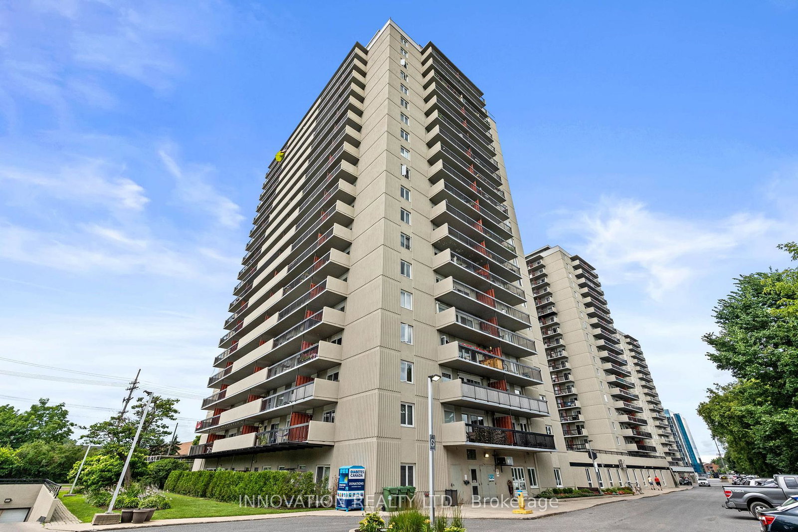 158c-mcarthur-avenue-ottawa-ontario-x12340372