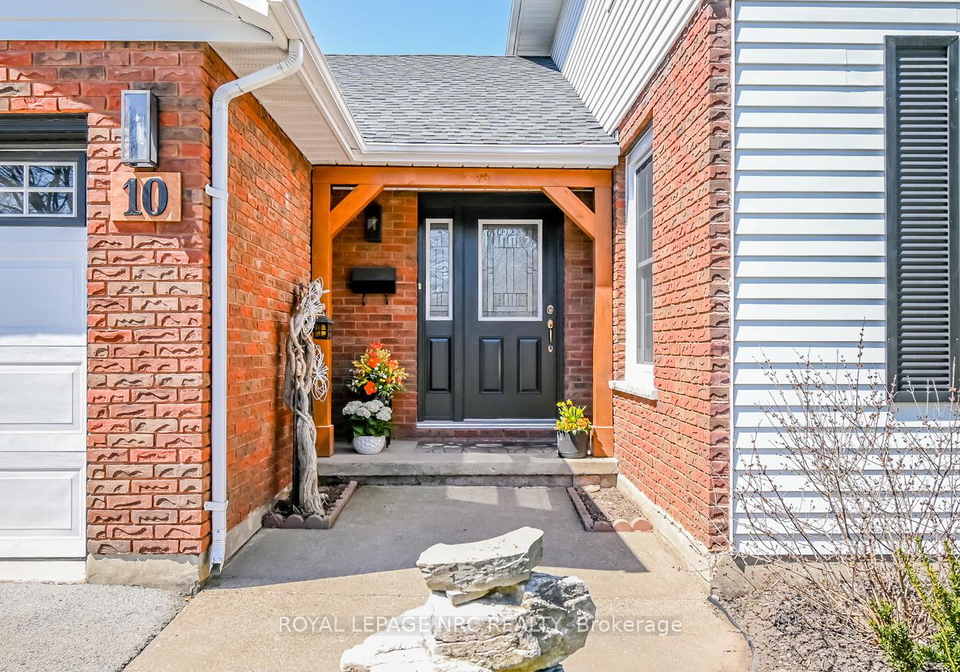 10-vinemount-drive-pelham-ontario-x12340403