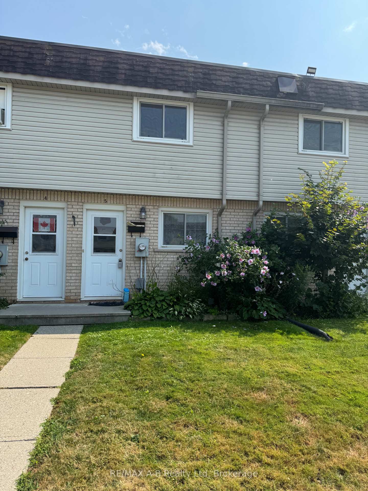 9springbank-avenue-n-woodstock-ontario-x12340630