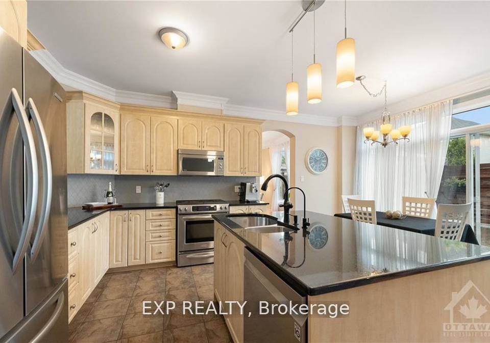 82-branthaven-street-ottawa-ontario-x12340650