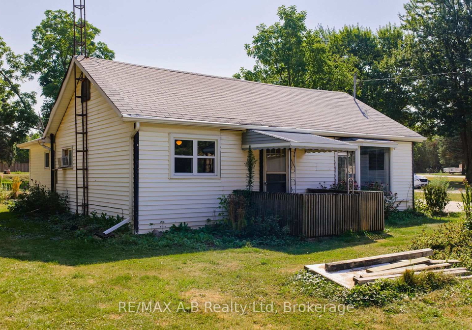 34338-denfield-road-lucan-biddulph-ontario-x12340940