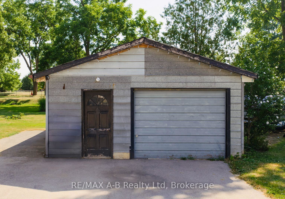 34338-denfield-road-lucan-biddulph-ontario-x12340940