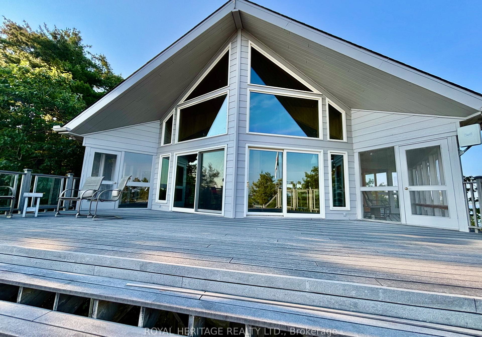 7224-is-630-island-georgian-bay-ontario-x12340972