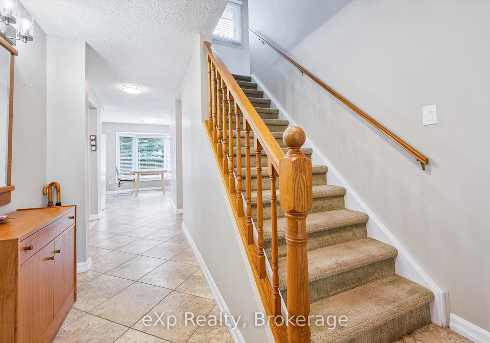 8-aspen-valley-crescent-guelph-ontario-x12341141