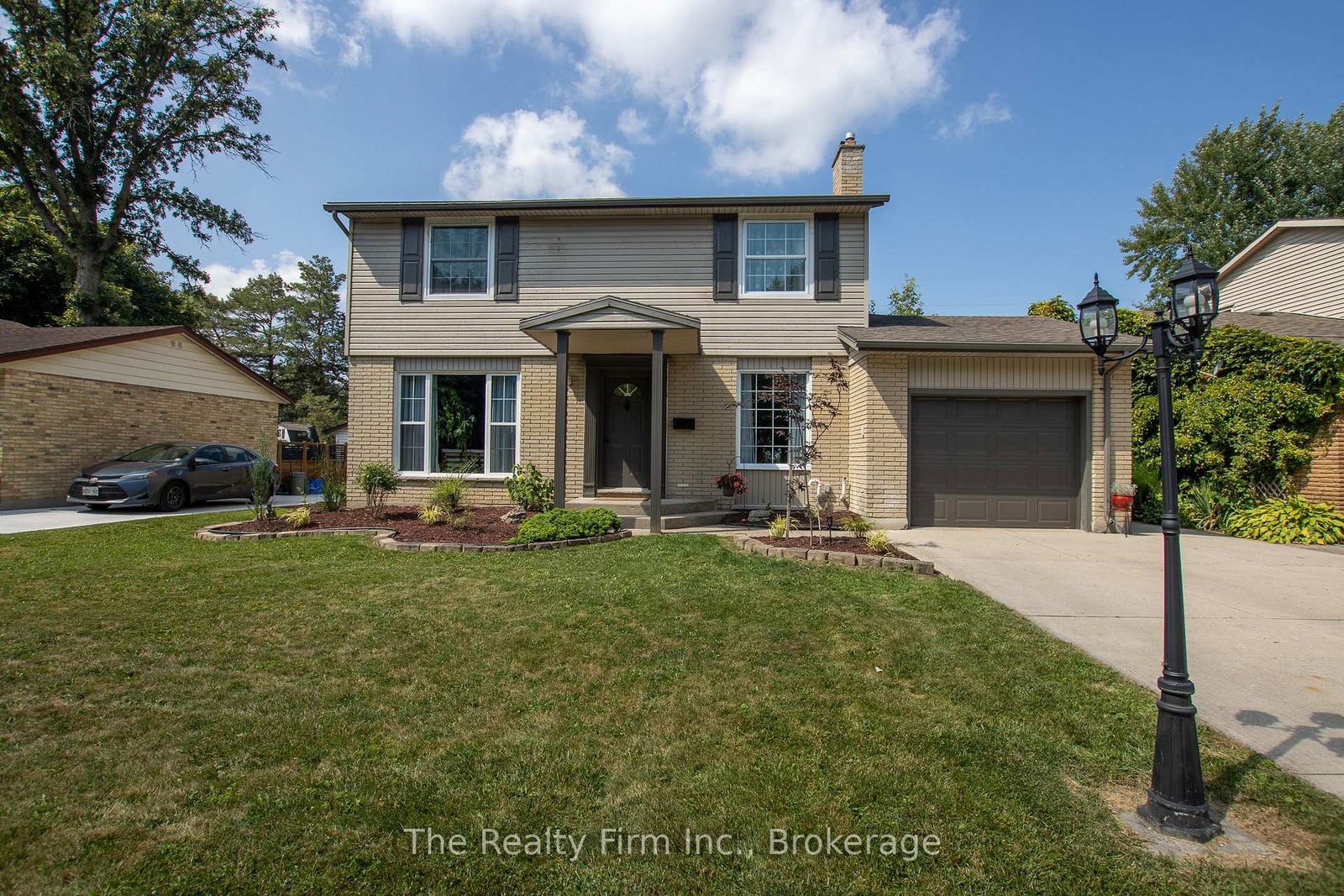 1208-guildwood-boulevard-london-north-ontario-x12341152