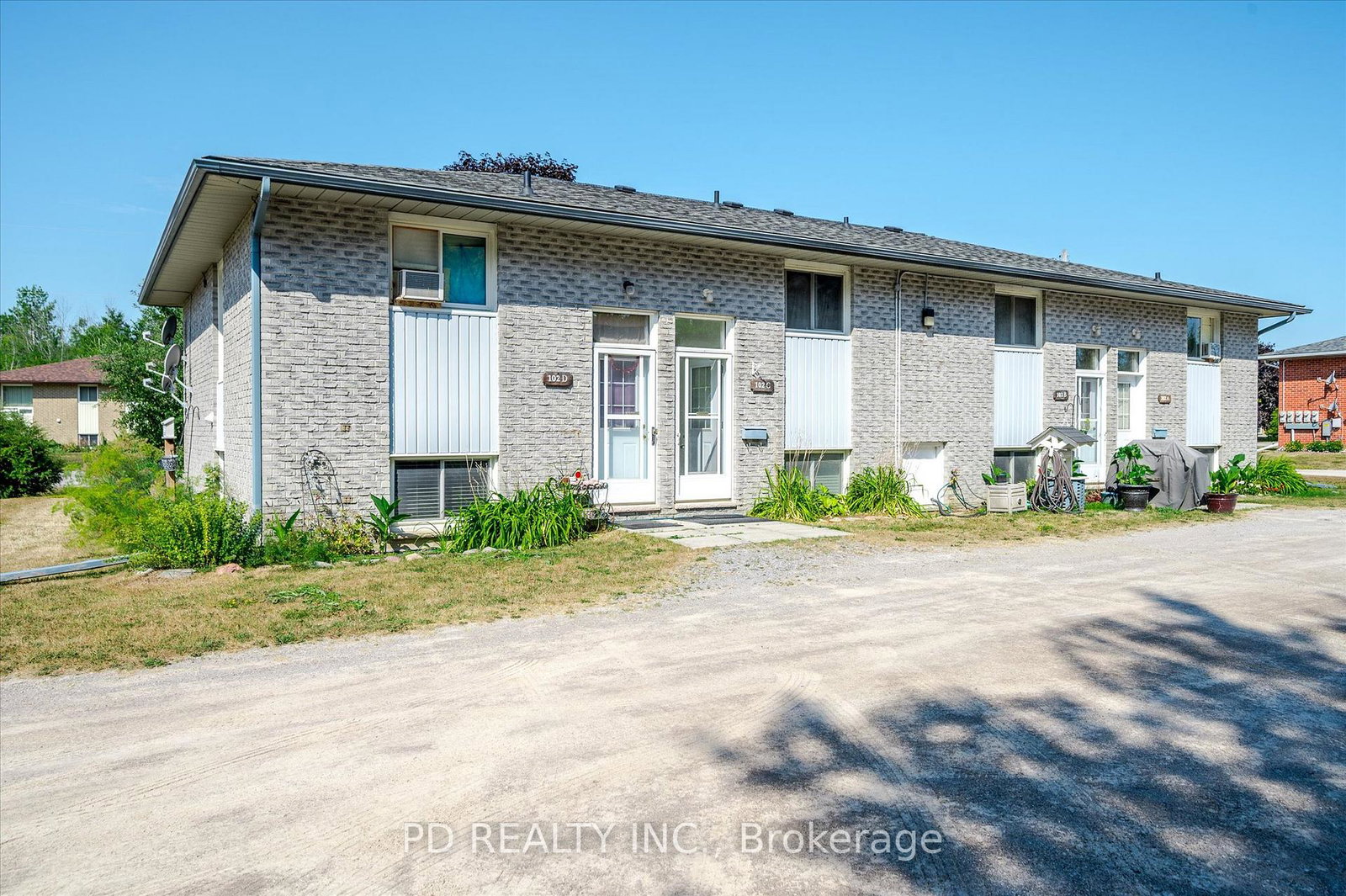 102-rita-crescent-kawartha-lakes-ontario-x12341359