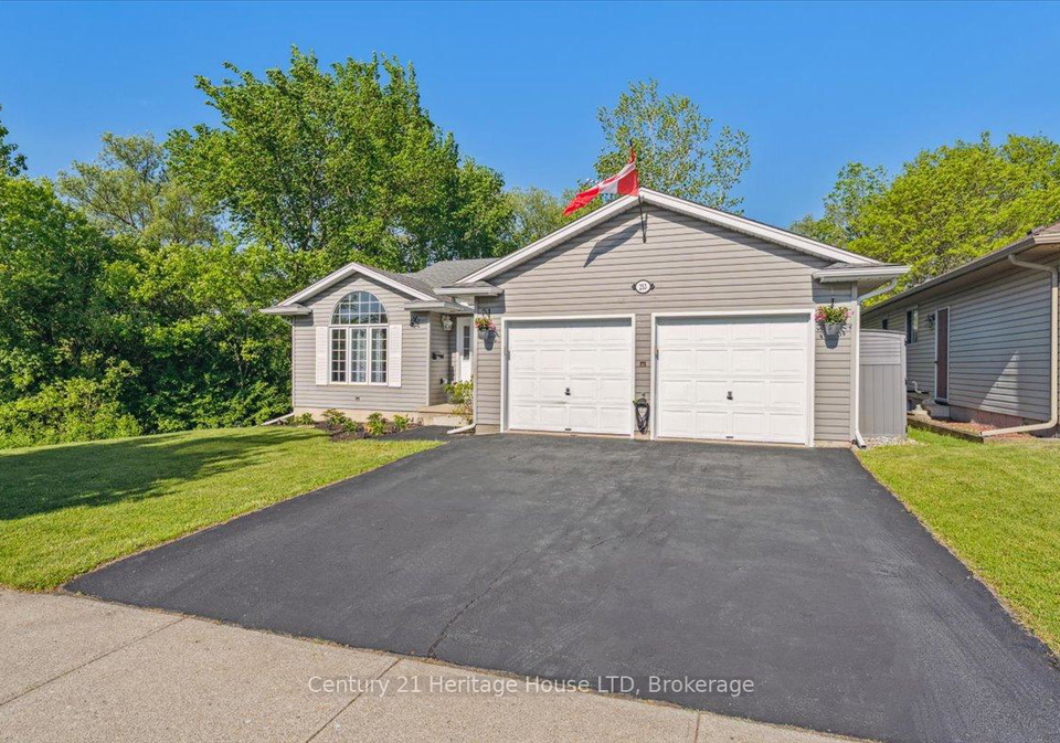 253-st-lawrence-drive-welland-ontario-x12341432