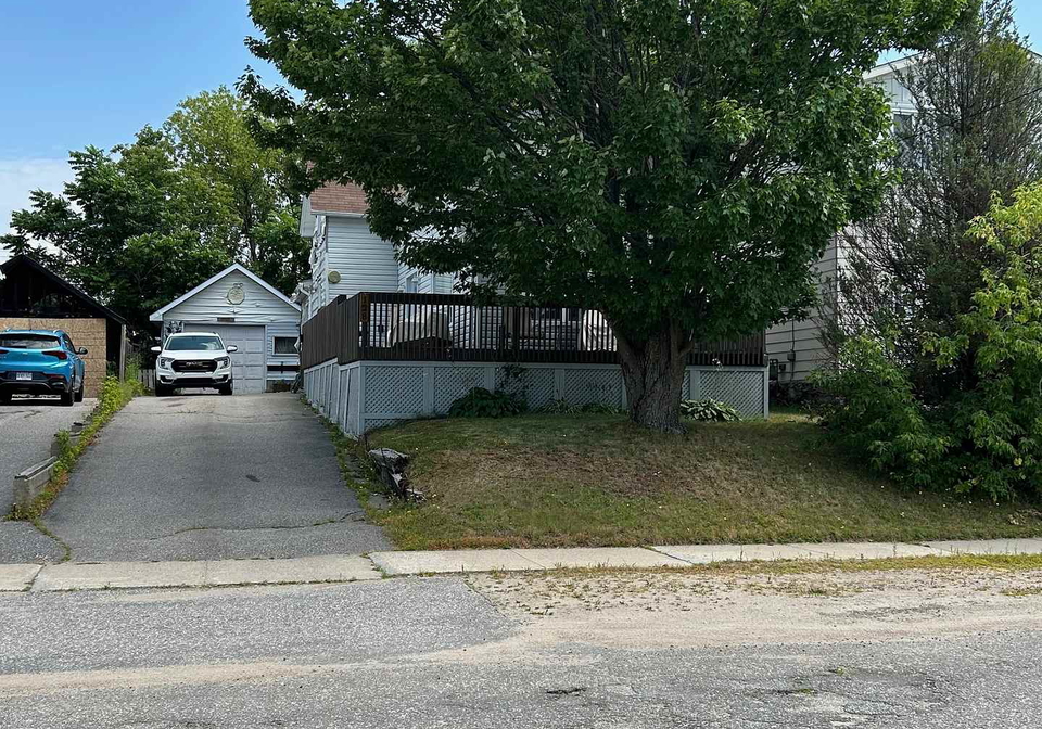 128-victoria-street-e-north-bay-ontario-x12341439