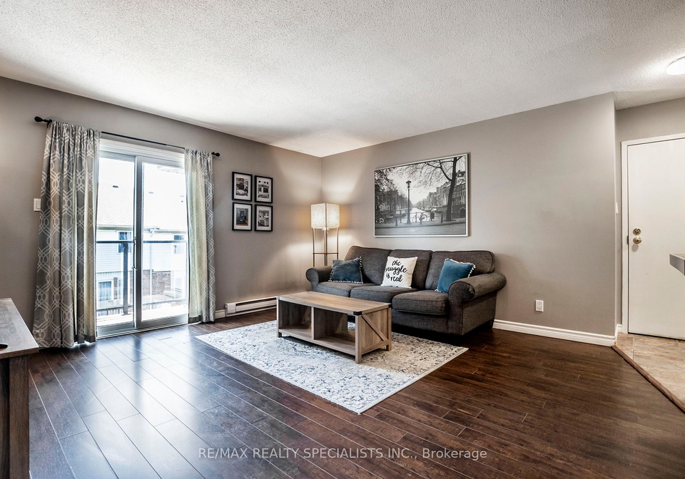 565-greenfield-avenue-kitchener-ontario-x12341526