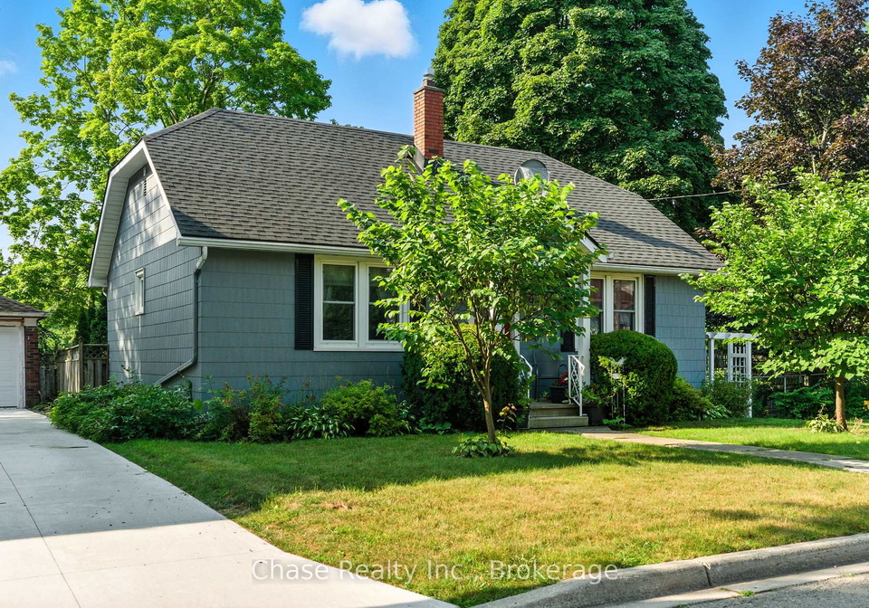 8-groff-street-norfolk-ontario-x12341669