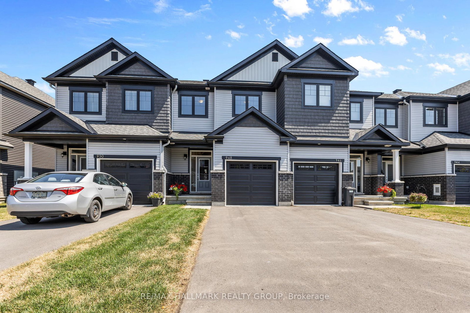 948-socca-crescent-ottawa-ontario-x12341763