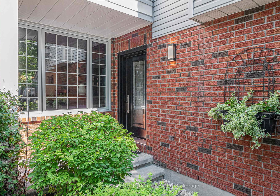 887-bideford-street-ottawa-ontario-x12341824