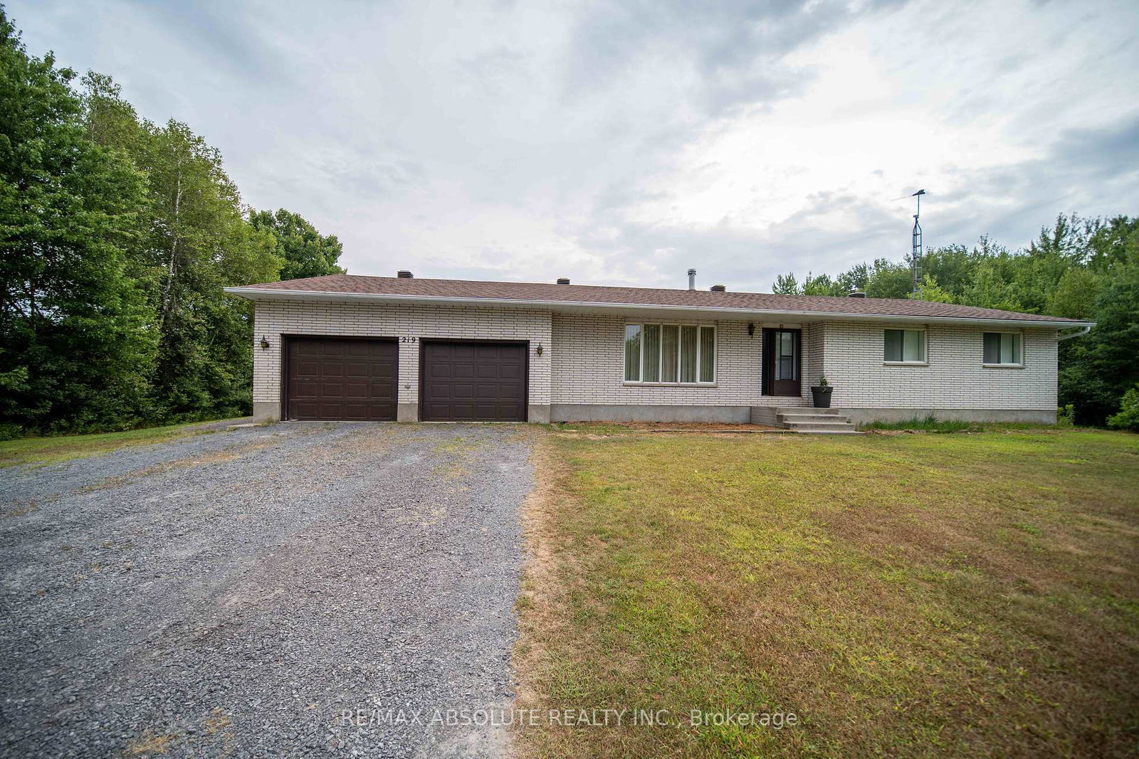 219-st-thomas-road-russell-ontario-x12342340