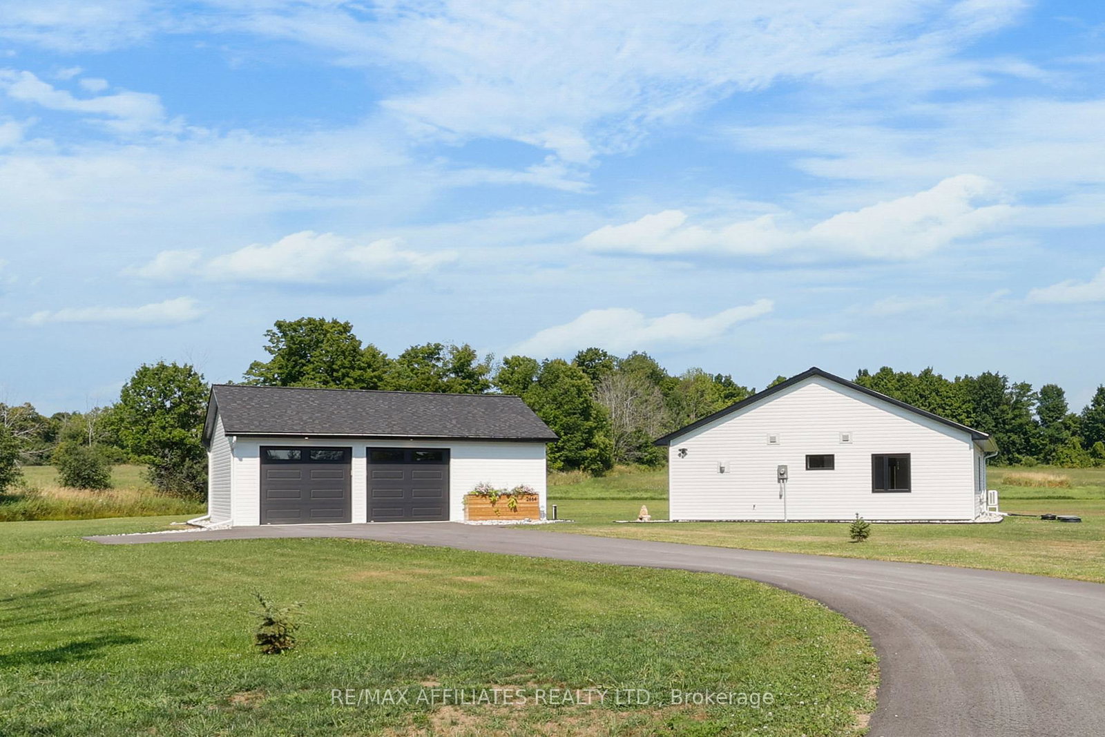 2664-drummond-concession-9a-road-drummondnorth-elmsley-ontario-x12342423