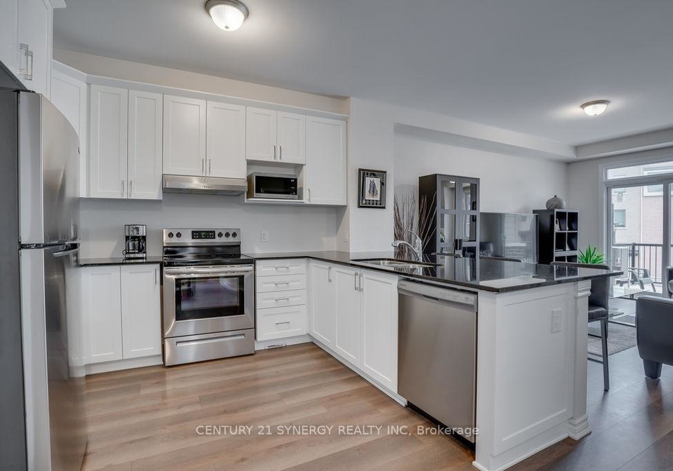638-makwa-private-ottawa-ontario-x12342518