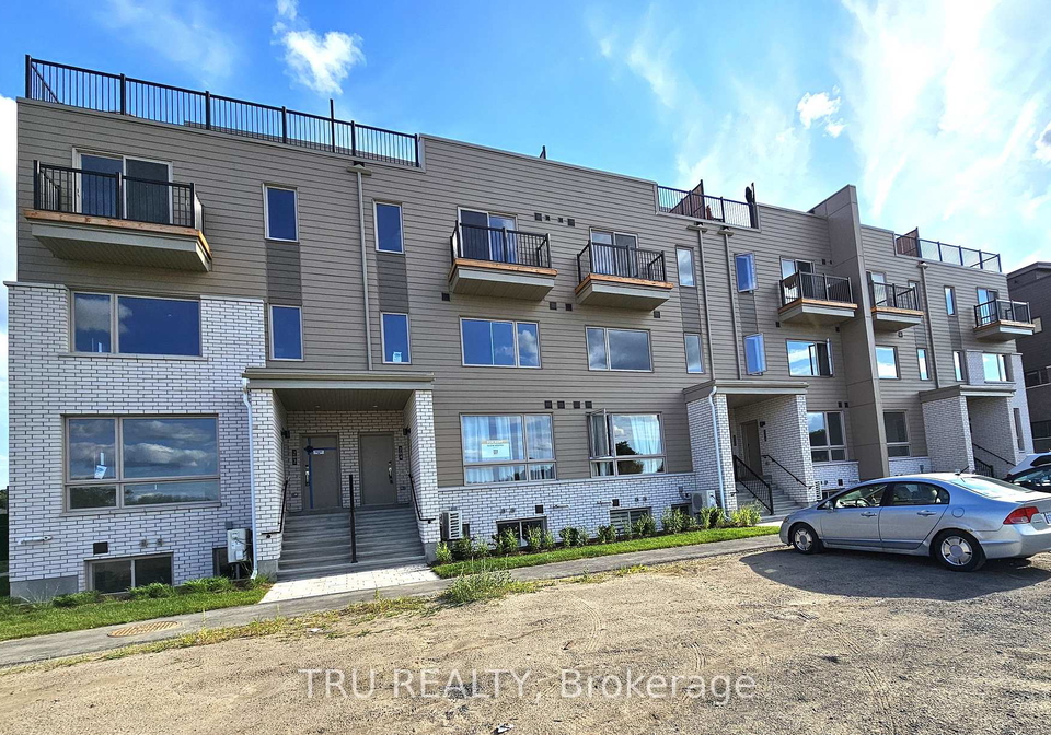 206-mishi-private-ottawa-ontario-x12342667