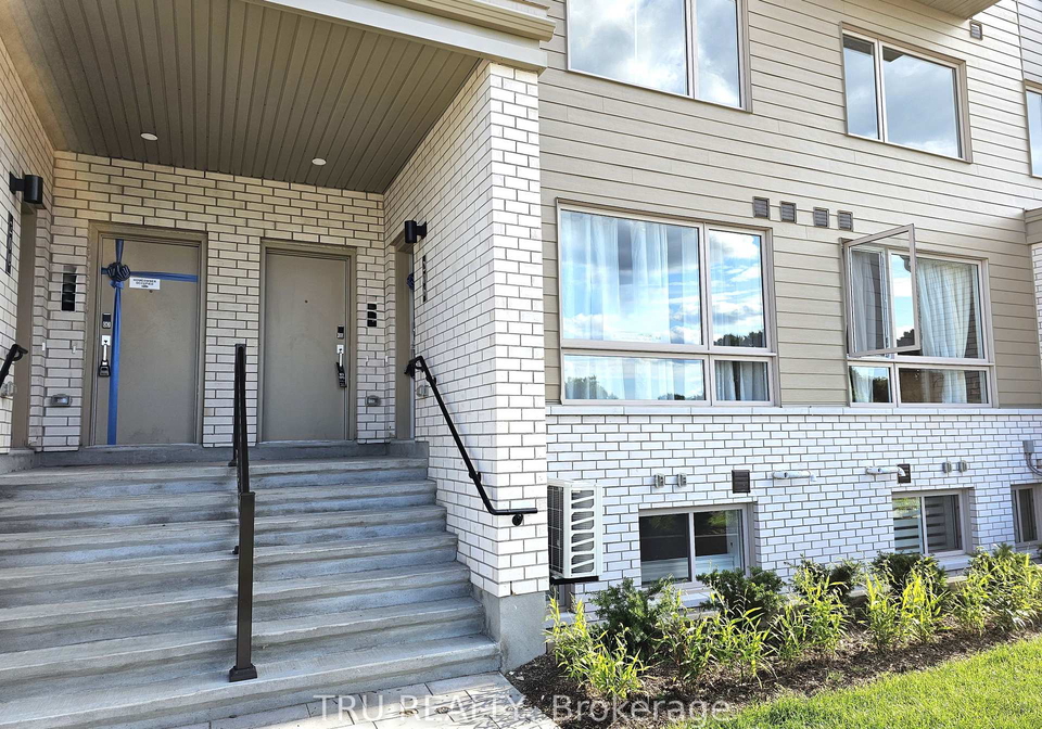 206-mishi-private-ottawa-ontario-x12342667