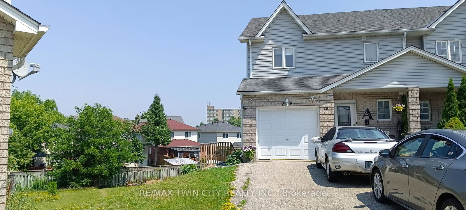 28-golden-terrace-court-kitchener-ontario-x12342786