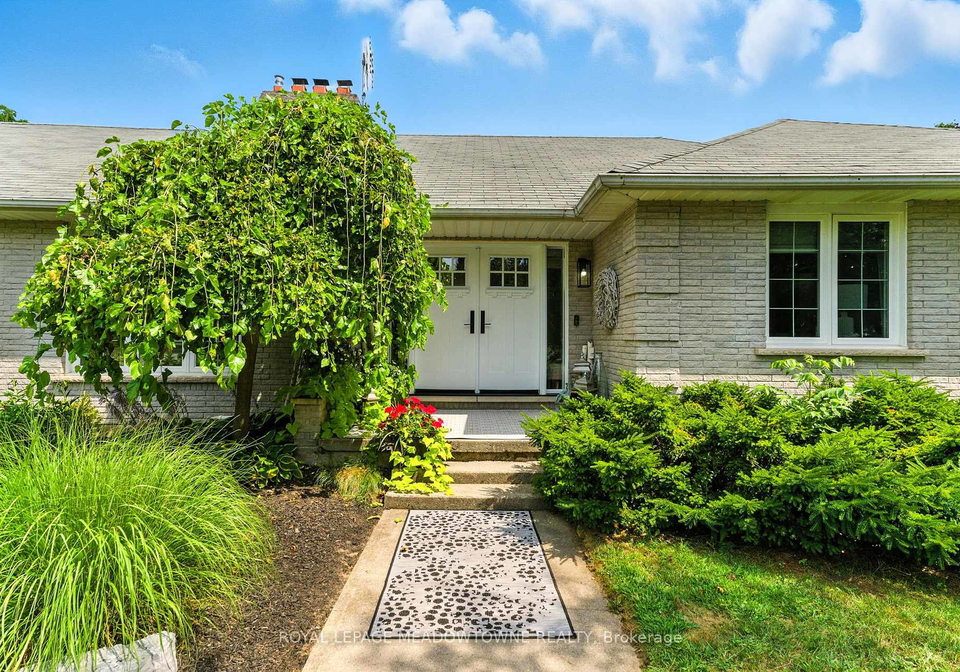 18-vanstraalen-street-hamilton-ontario-x12342887
