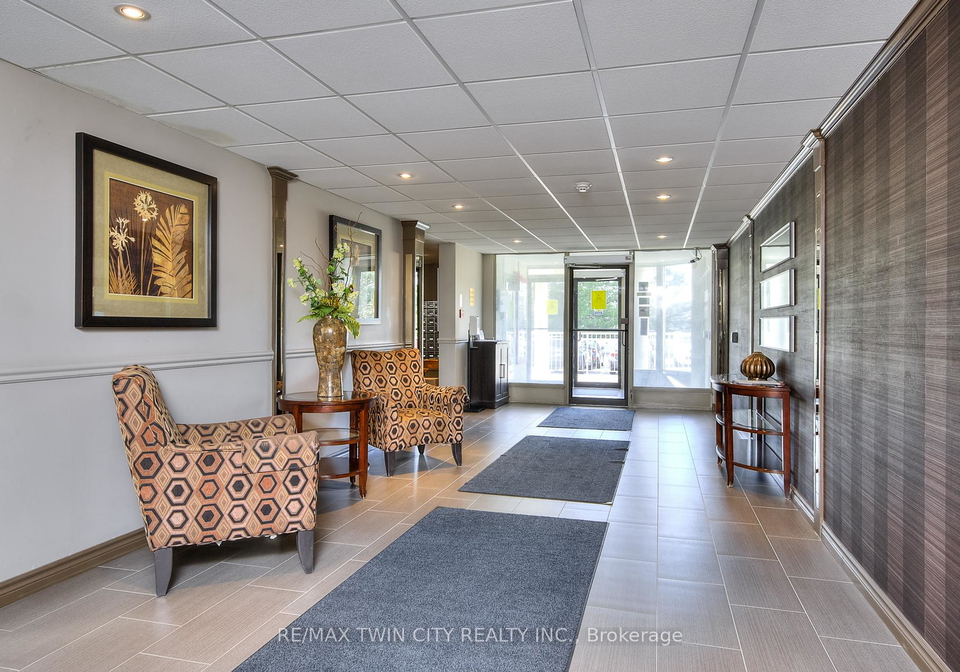 35-green-valley-drive-kitchener-ontario-x12342942