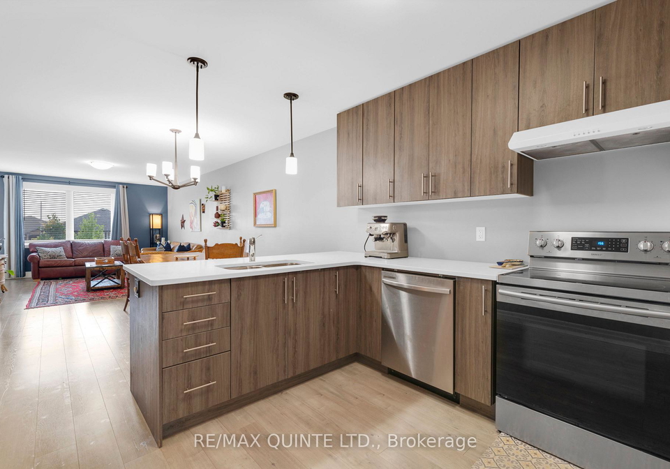 57-hillside-meadow-drive-quinte-west-ontario-x12343269