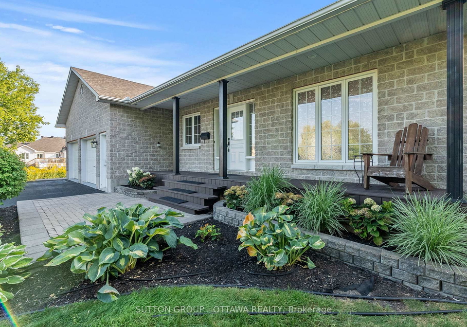 1528-back-place-avenue-ottawa-ontario-x12343834