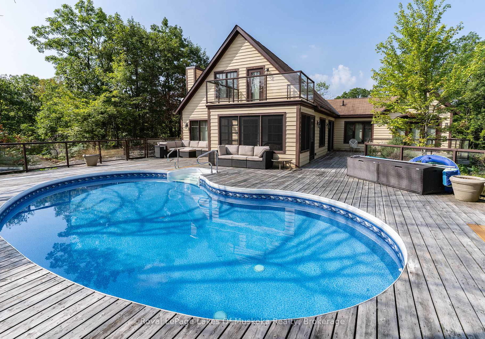 210230-revell-street-gravenhurst-ontario-x12344107
