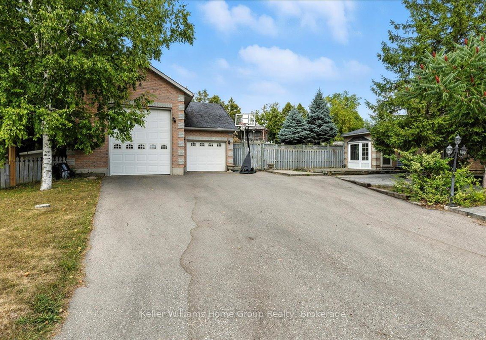 212-inglis-street-north-dumfries-ontario-x12344360