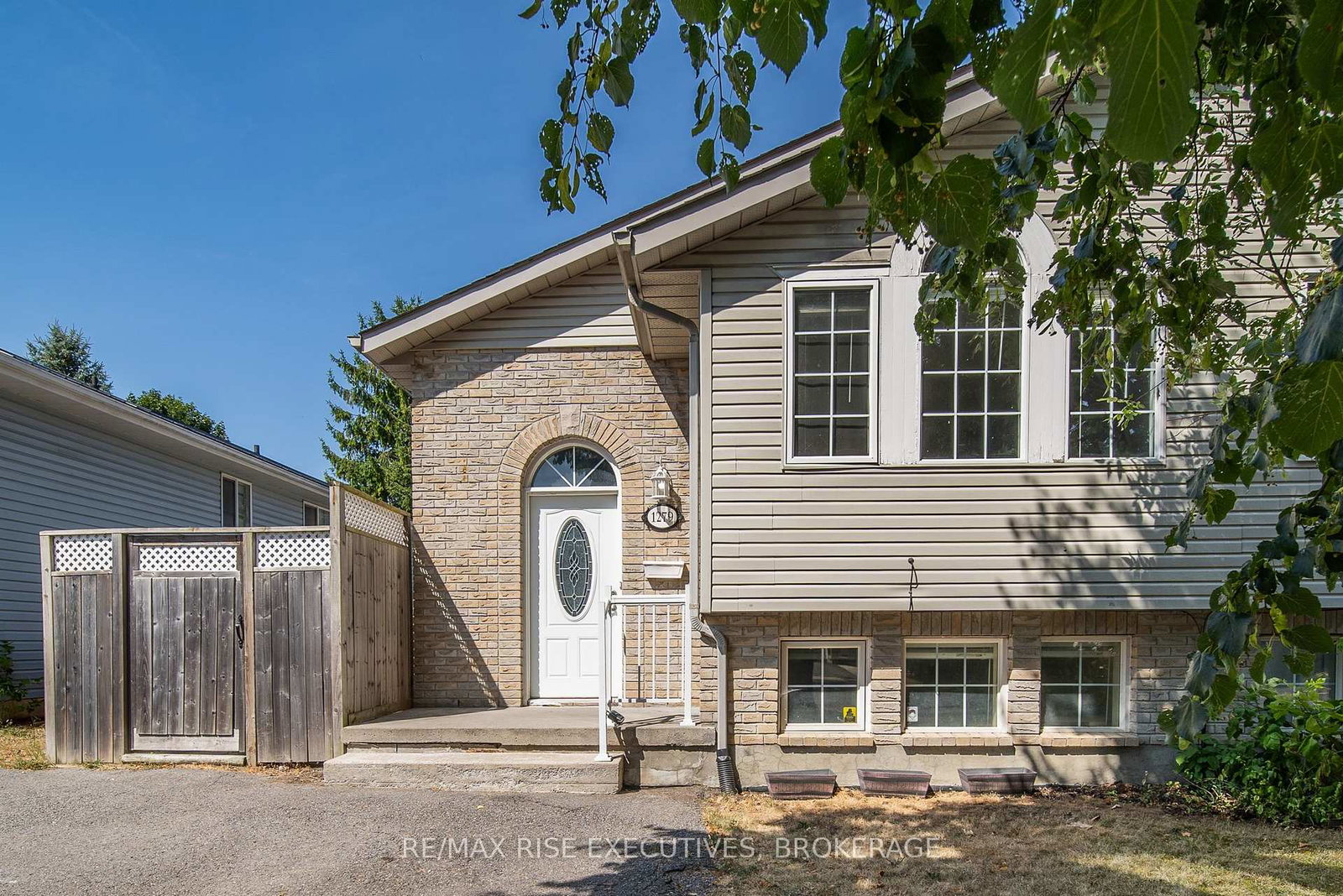 1279-brackenwood-crescent-kingston-ontario-x12344379
